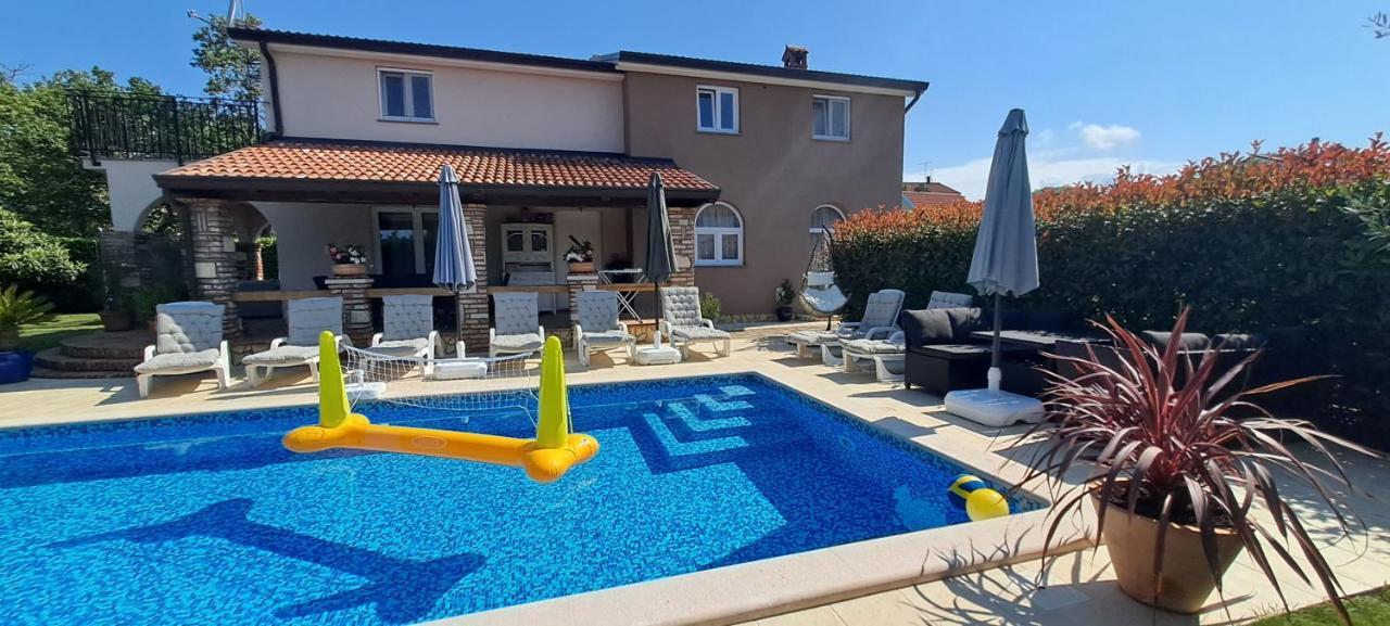 Villa Agava Умаг Экстерьер фото