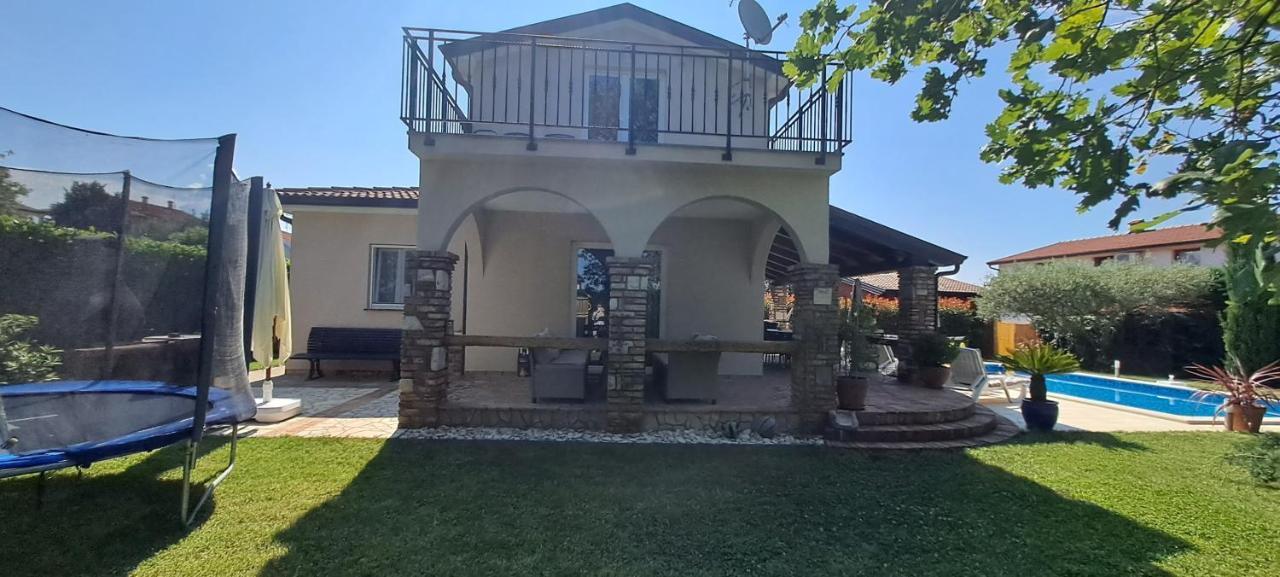Villa Agava Умаг Экстерьер фото