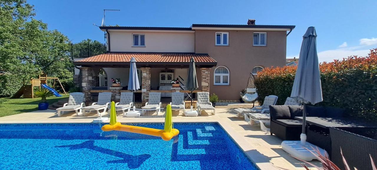 Villa Agava Умаг Экстерьер фото